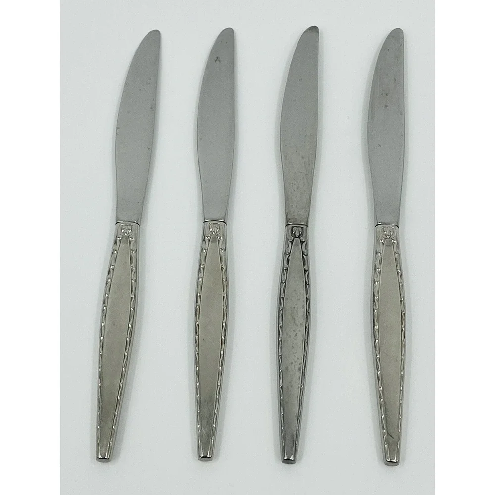 Oneida Community Venetia Stainless 4 Dinner Knives Burnished and Glossy Flatware